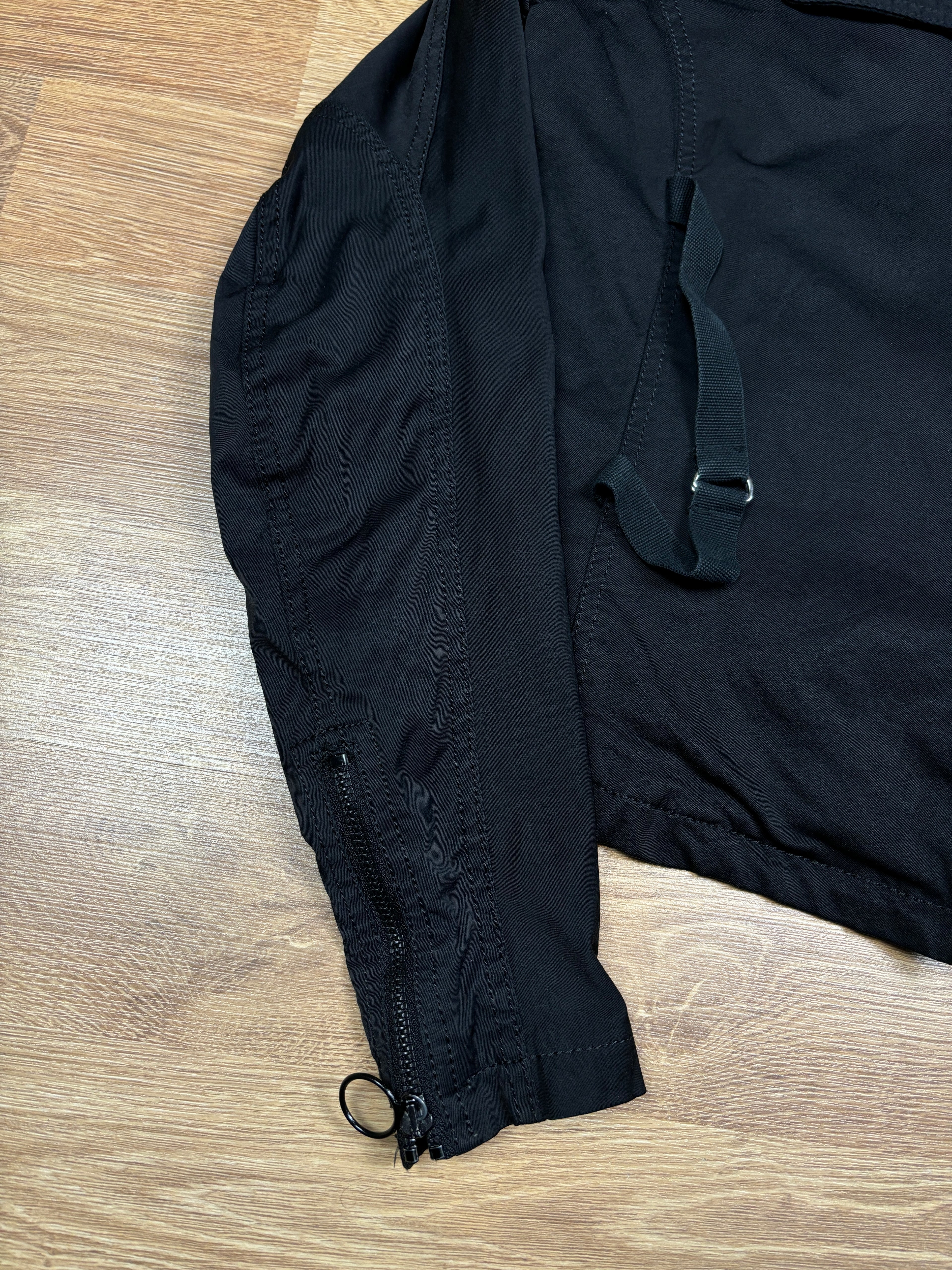 Chaqueta con capucha y cremallera técnica asimétrica Armani Jeans de los 2000