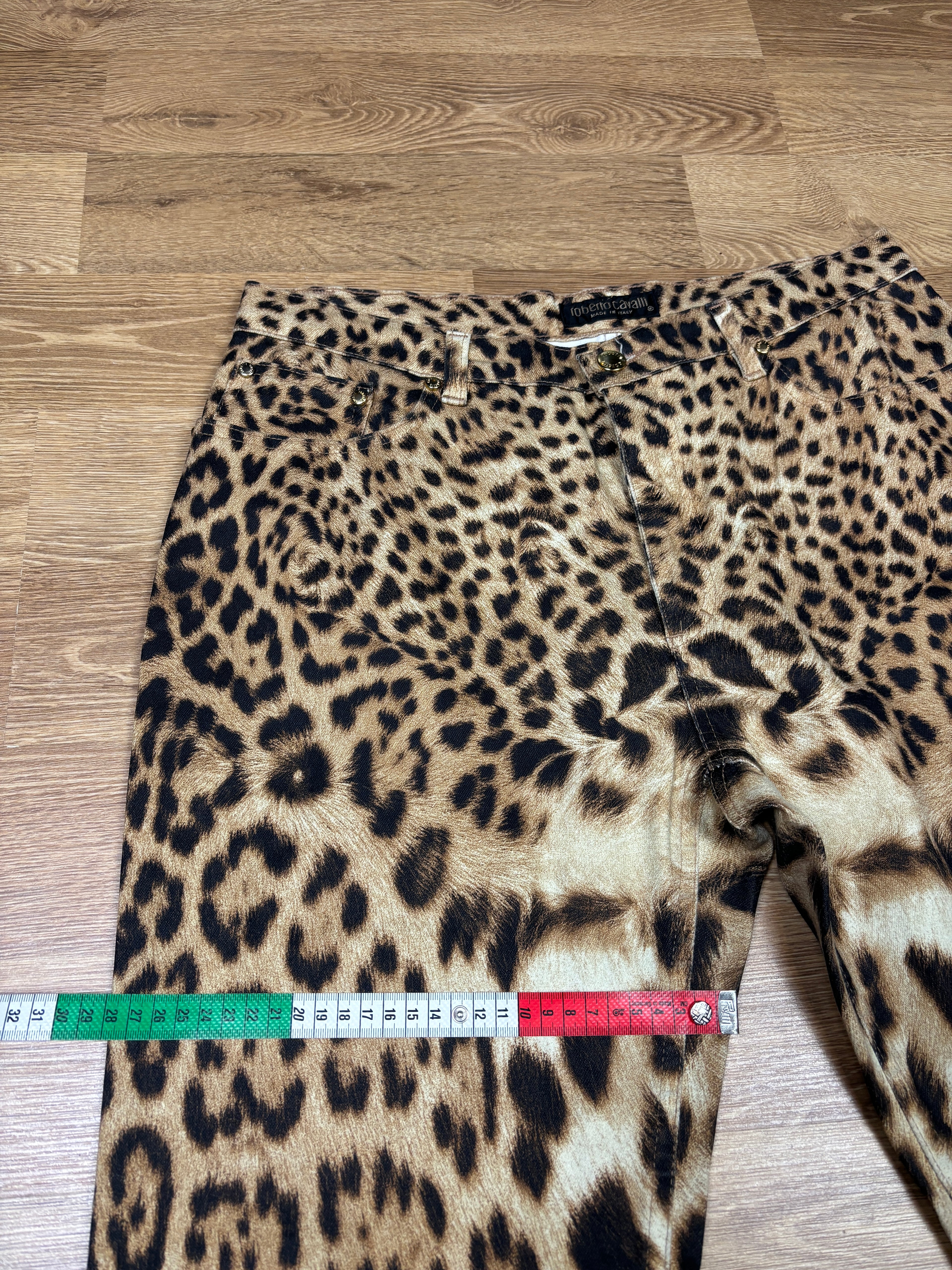 Pantalones acampanados con estampado de leopardo Roberto Cavalli AW2002