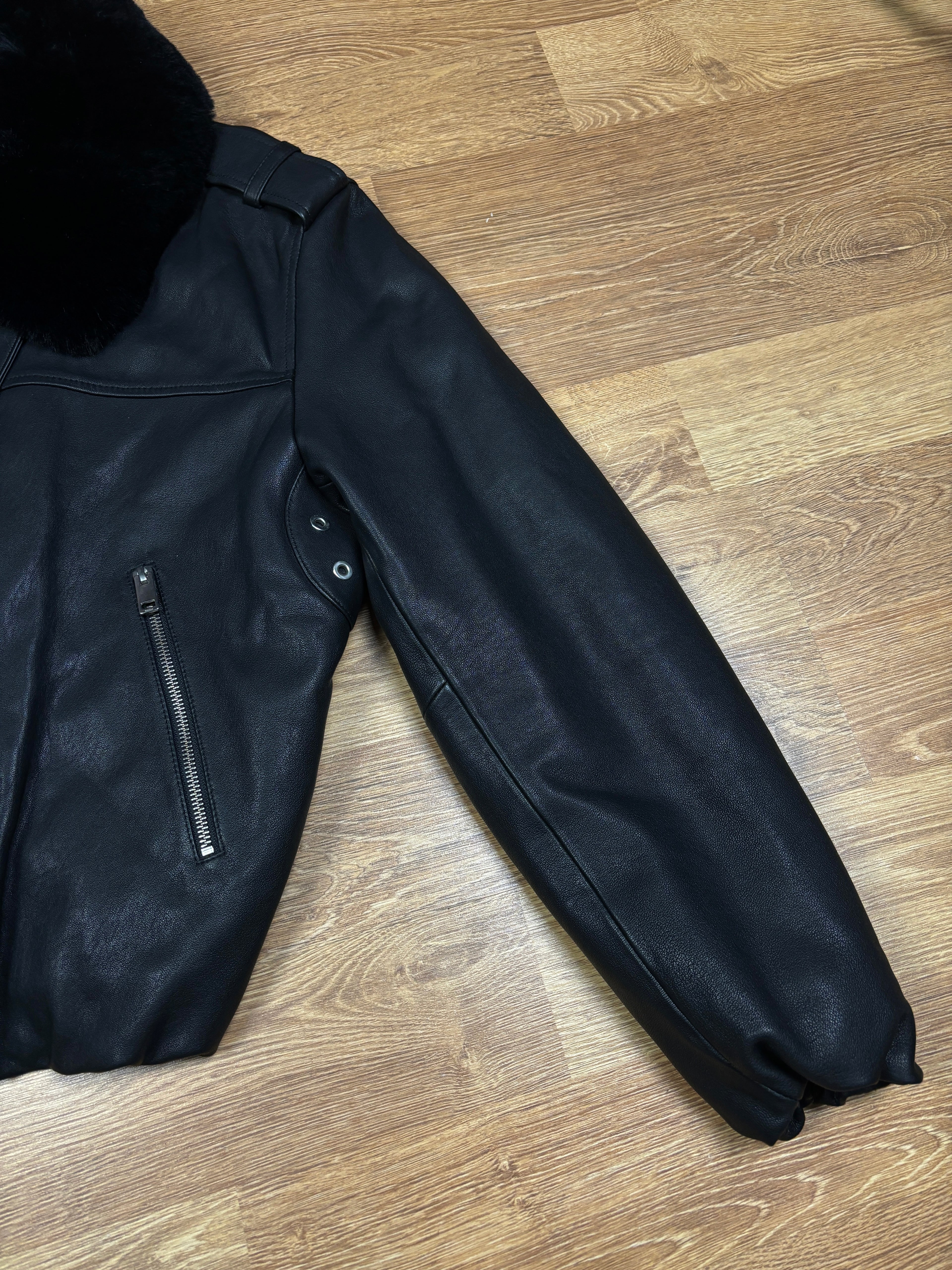 Chaqueta bomber de cuero negro con cuello de piel Diesel