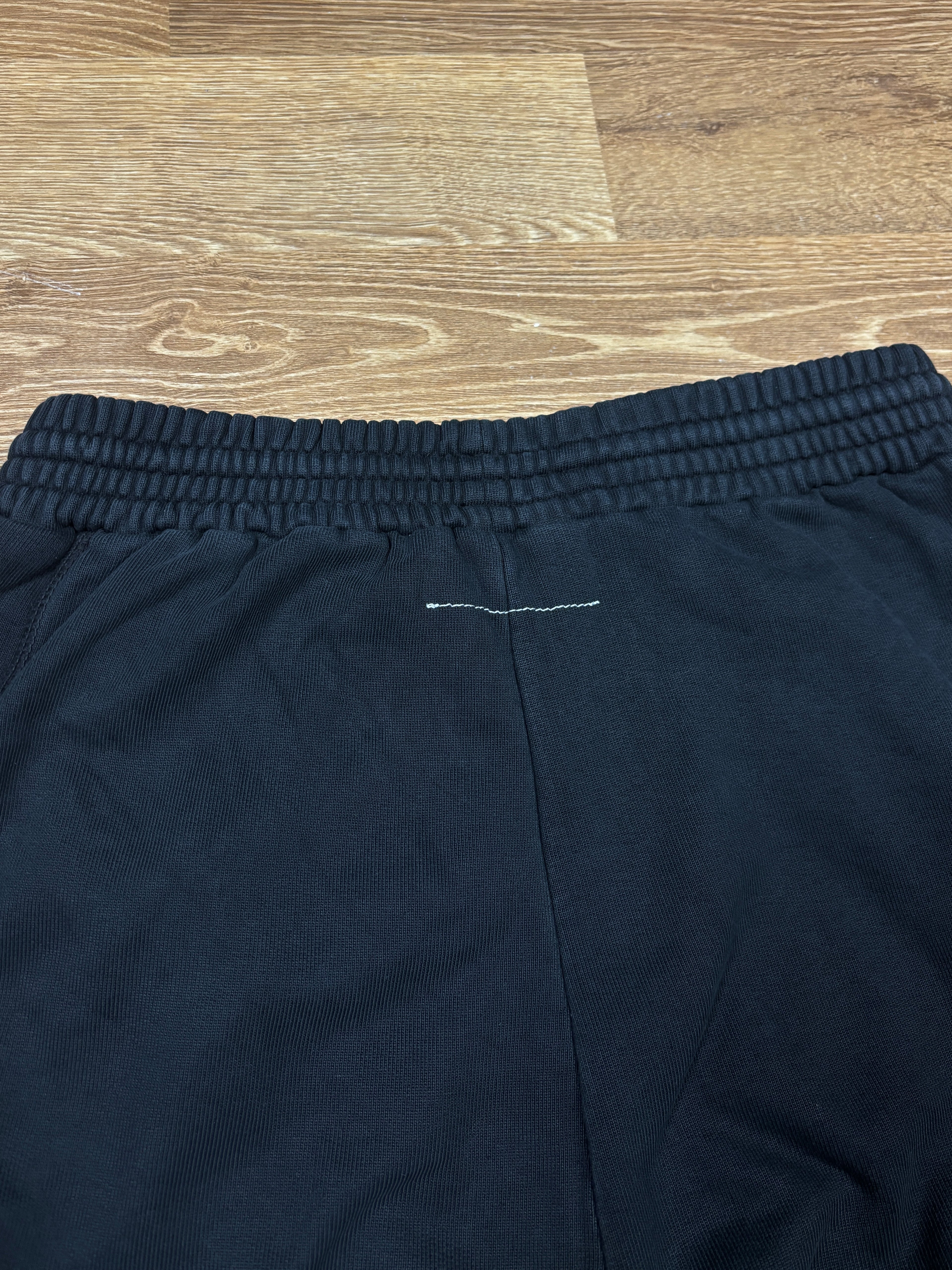 Maison Margiela MM6 Pantalón de chándal negro de panel alargado