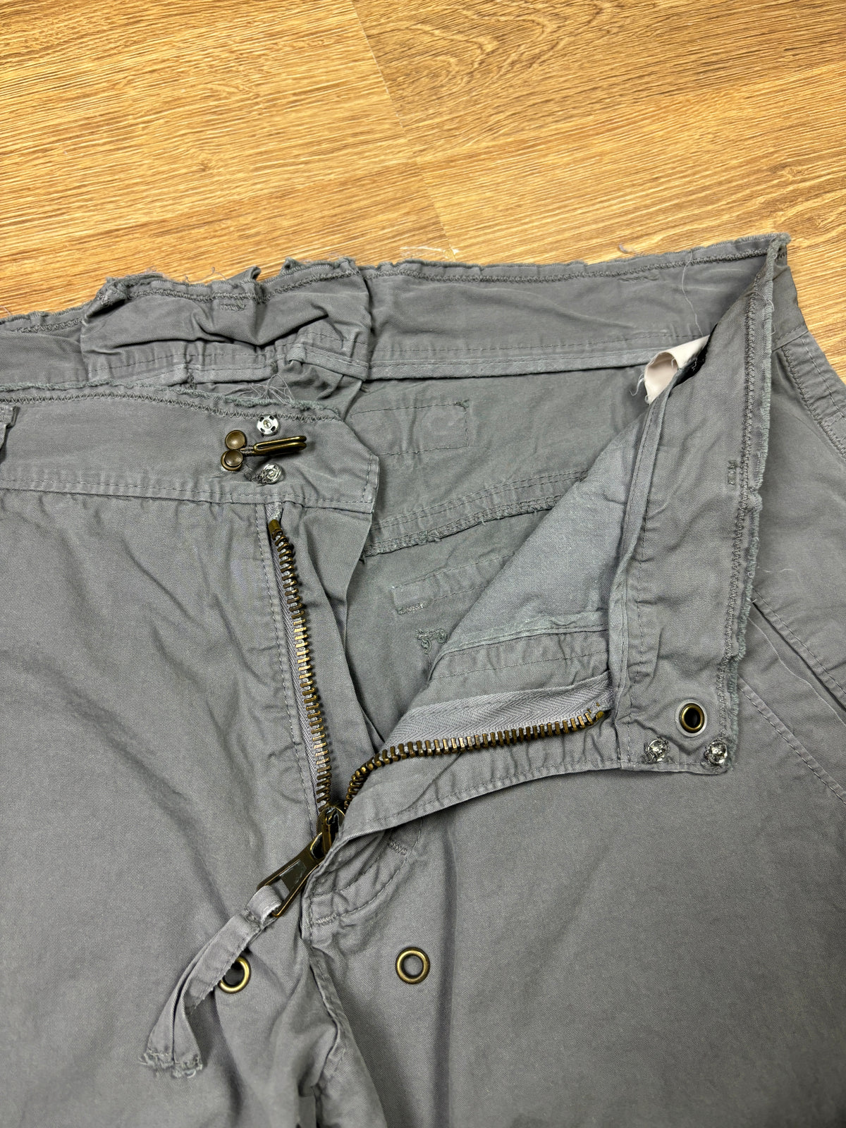 2000s Dsquared2 Grey Cargo Pants