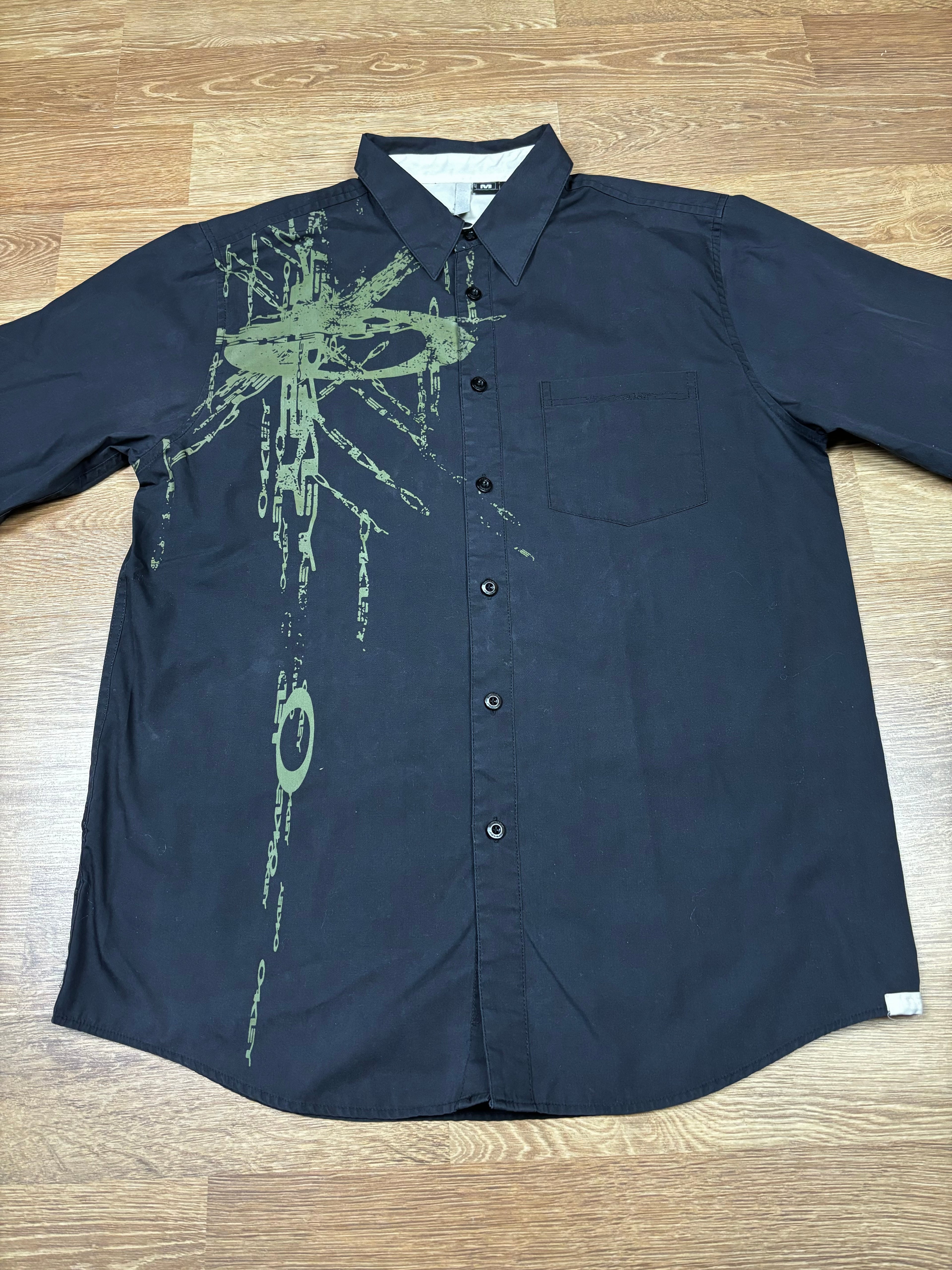 2000s Oakley Graphic Print Button-Up Shirt