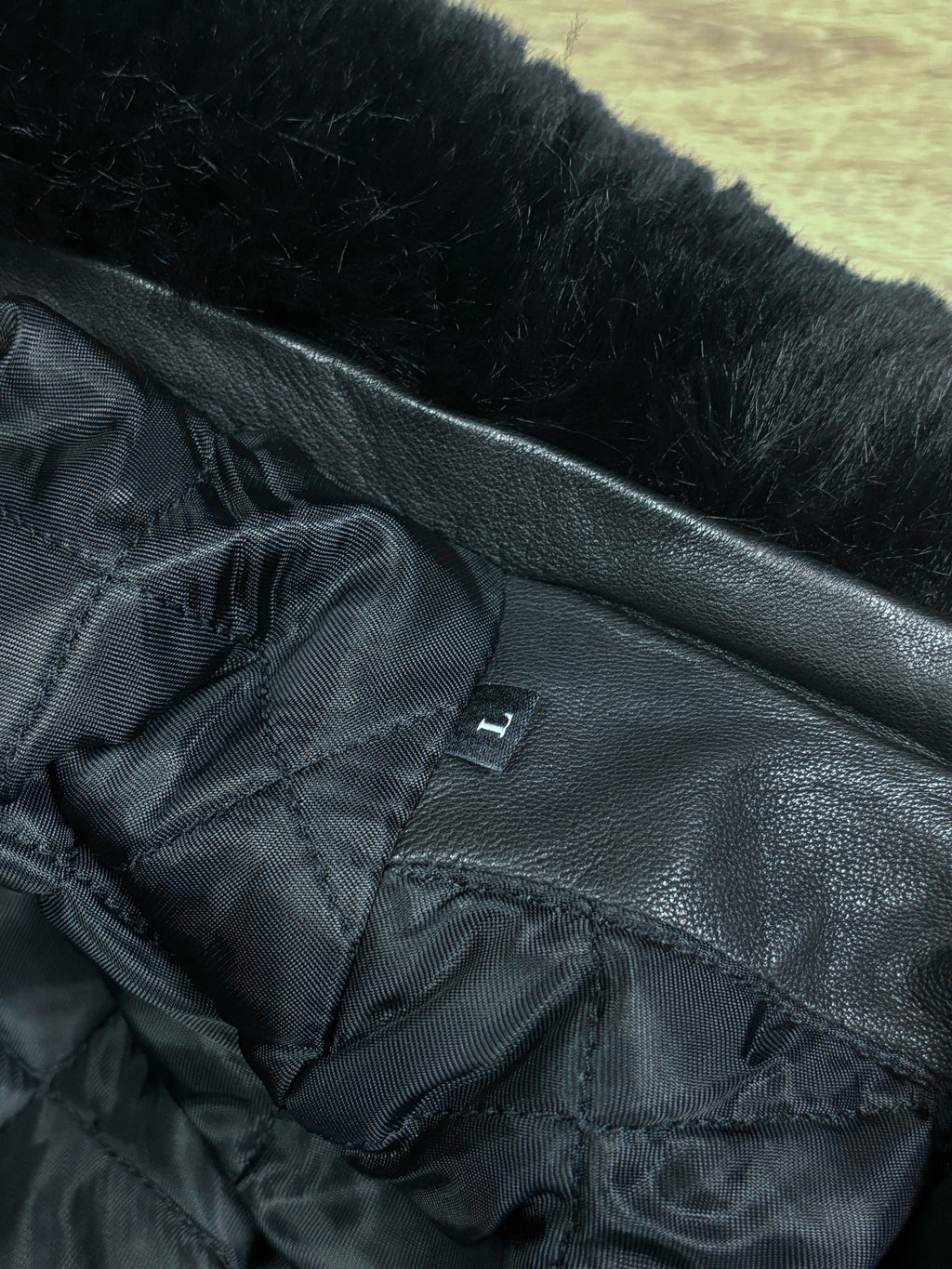 Chaqueta bomber de cuero negro con cuello de piel Diesel