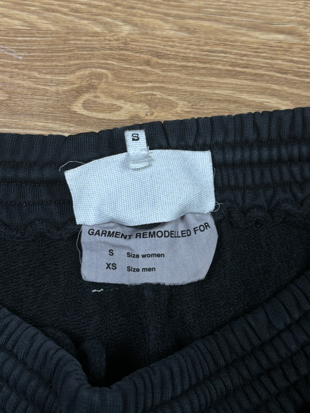 Maison Margiela MM6 Pantalón de chándal negro de panel alargado
