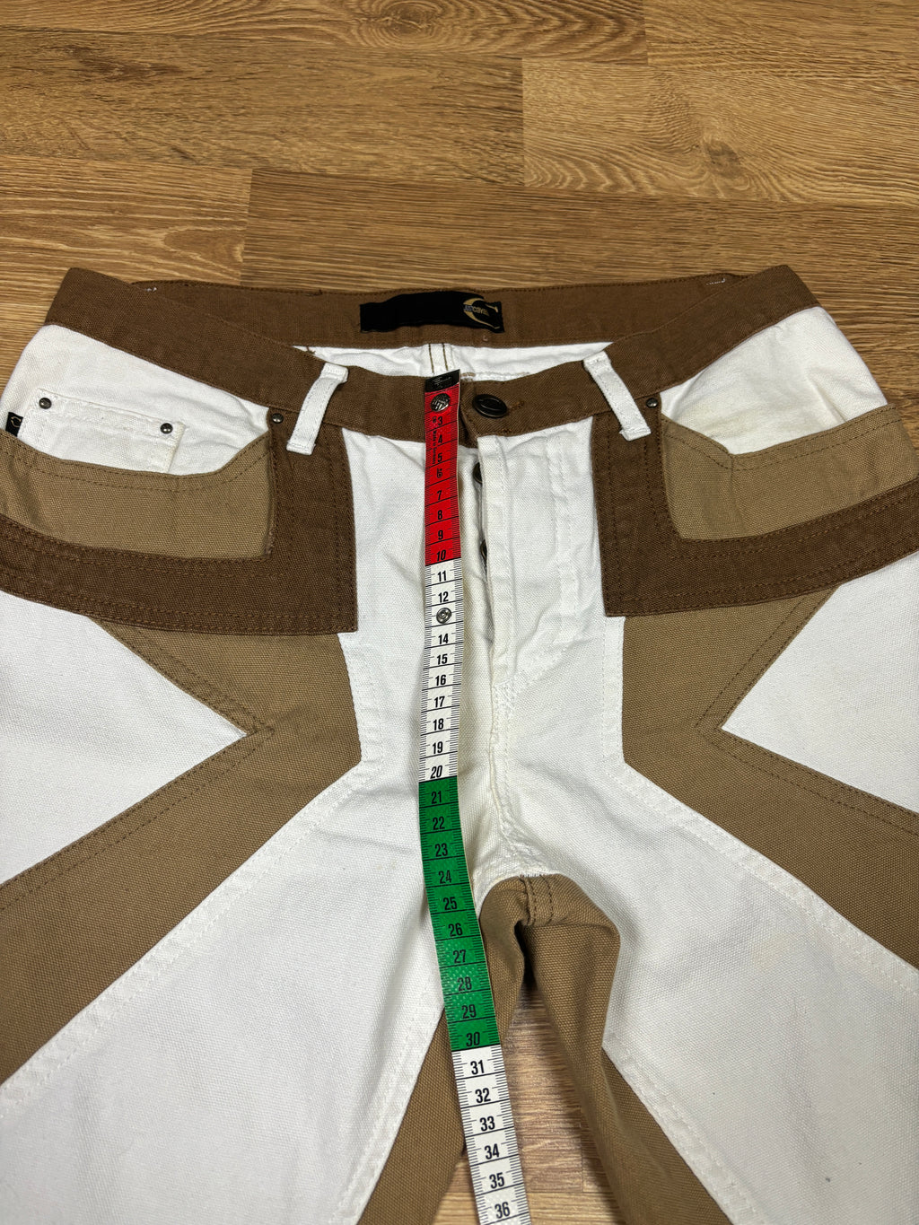 Pantalones acampanados con paneles blancos y marrones Just Cavalli de los 2000
