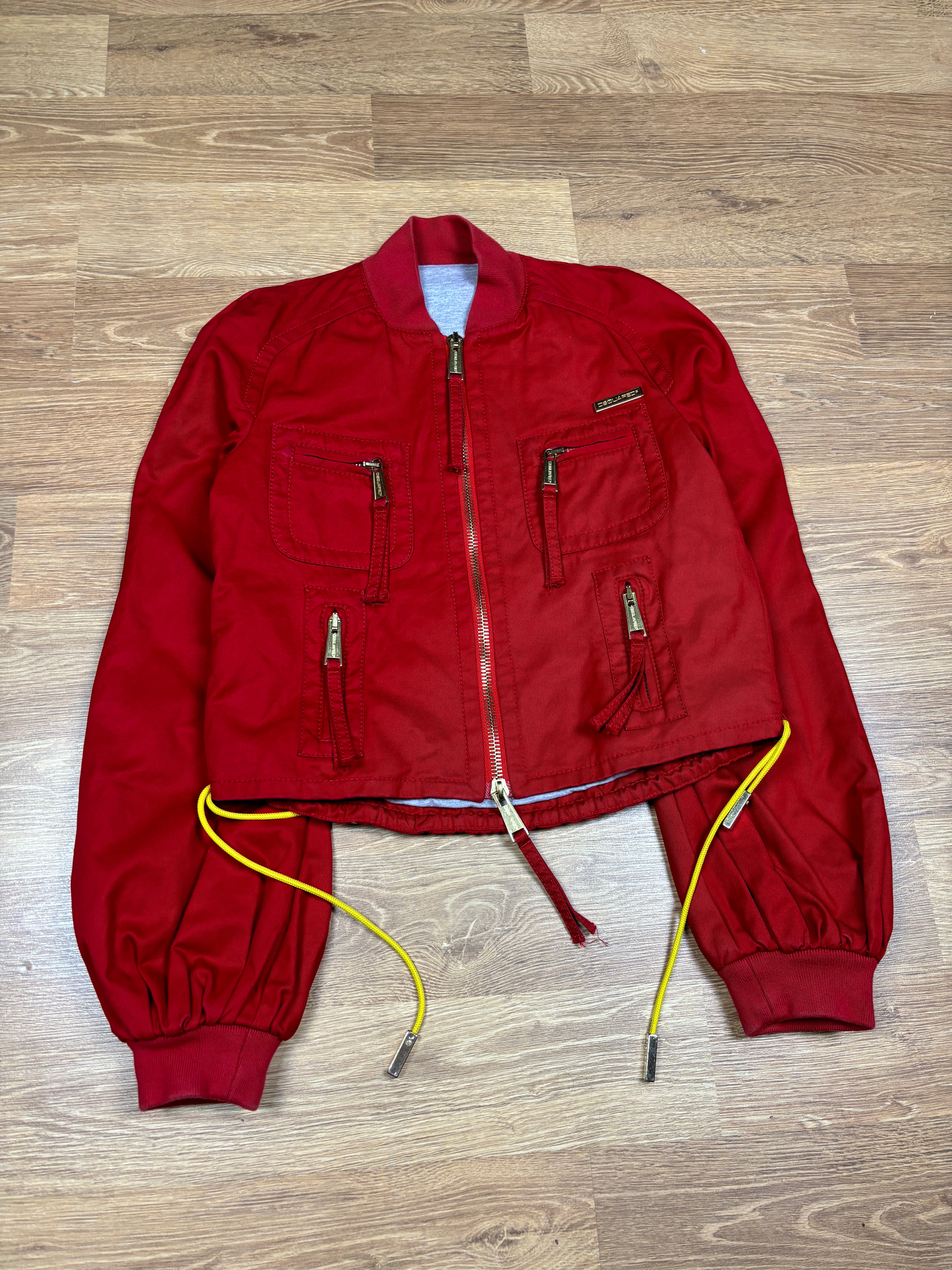 Chaqueta corta utilitaria roja Dsquared2 de los 2000