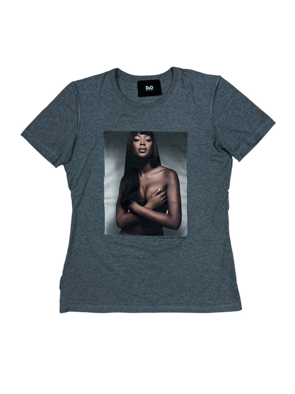 Camiseta gráfica D&G Naomi Campbell de los 2000