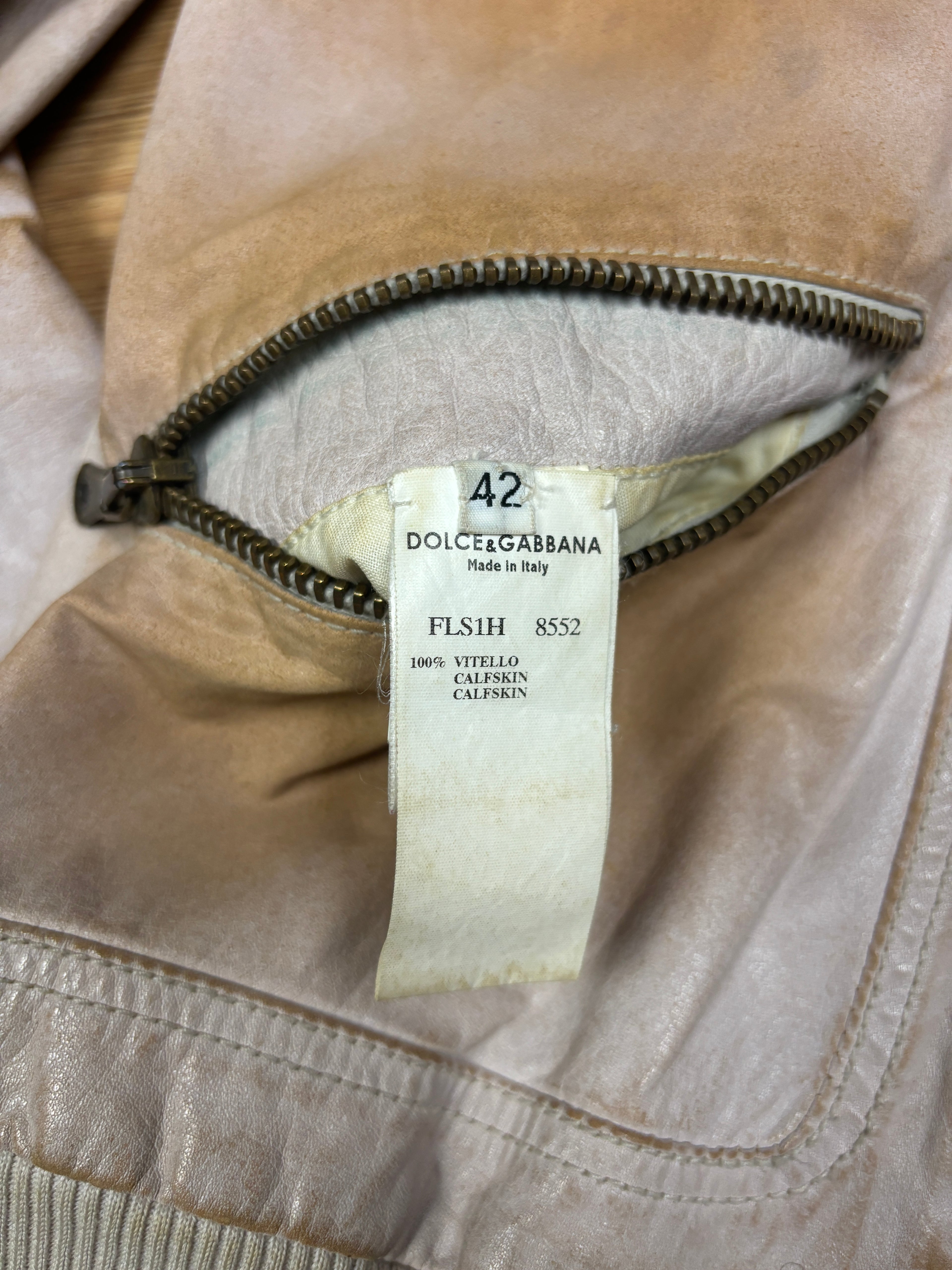 Chaqueta de piel de becerro de Dolce & Gabbana de los 2000, desteñida, con múltiples cremalleras
