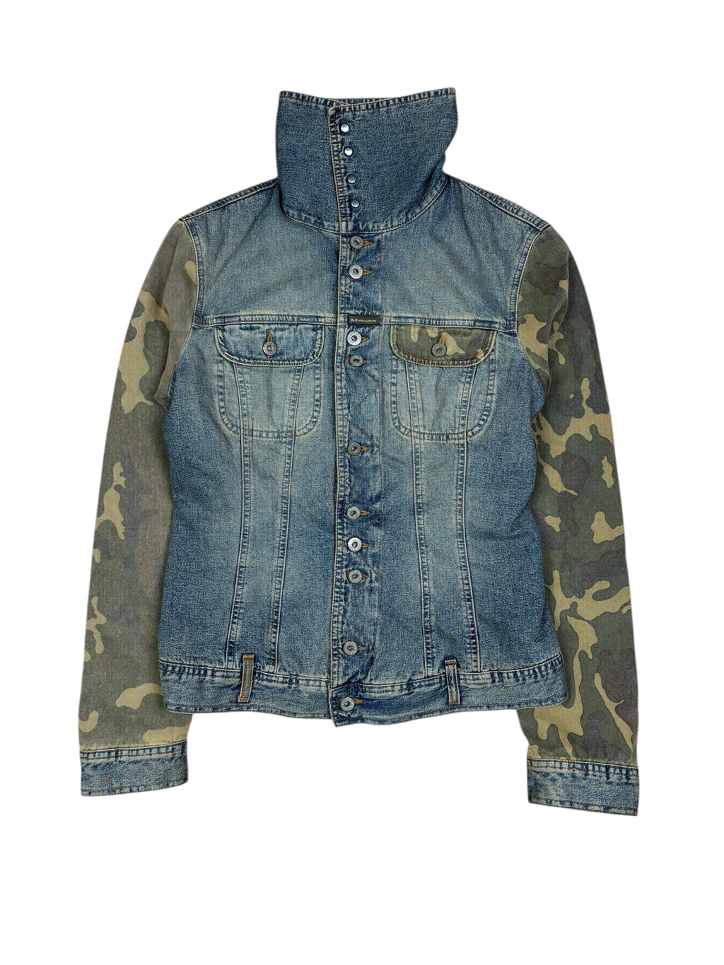 Chaqueta vaquera de Dolce & Gabbana FW2003 con mangas de camuflaje
