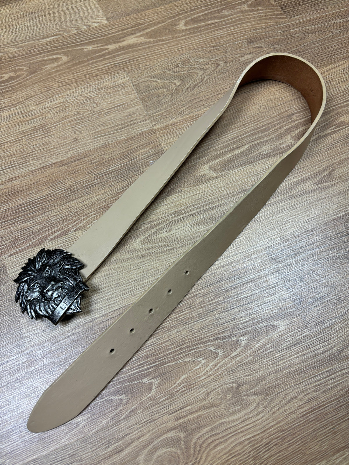 Dolce & Gabbana Lion Buckle Leather Belt