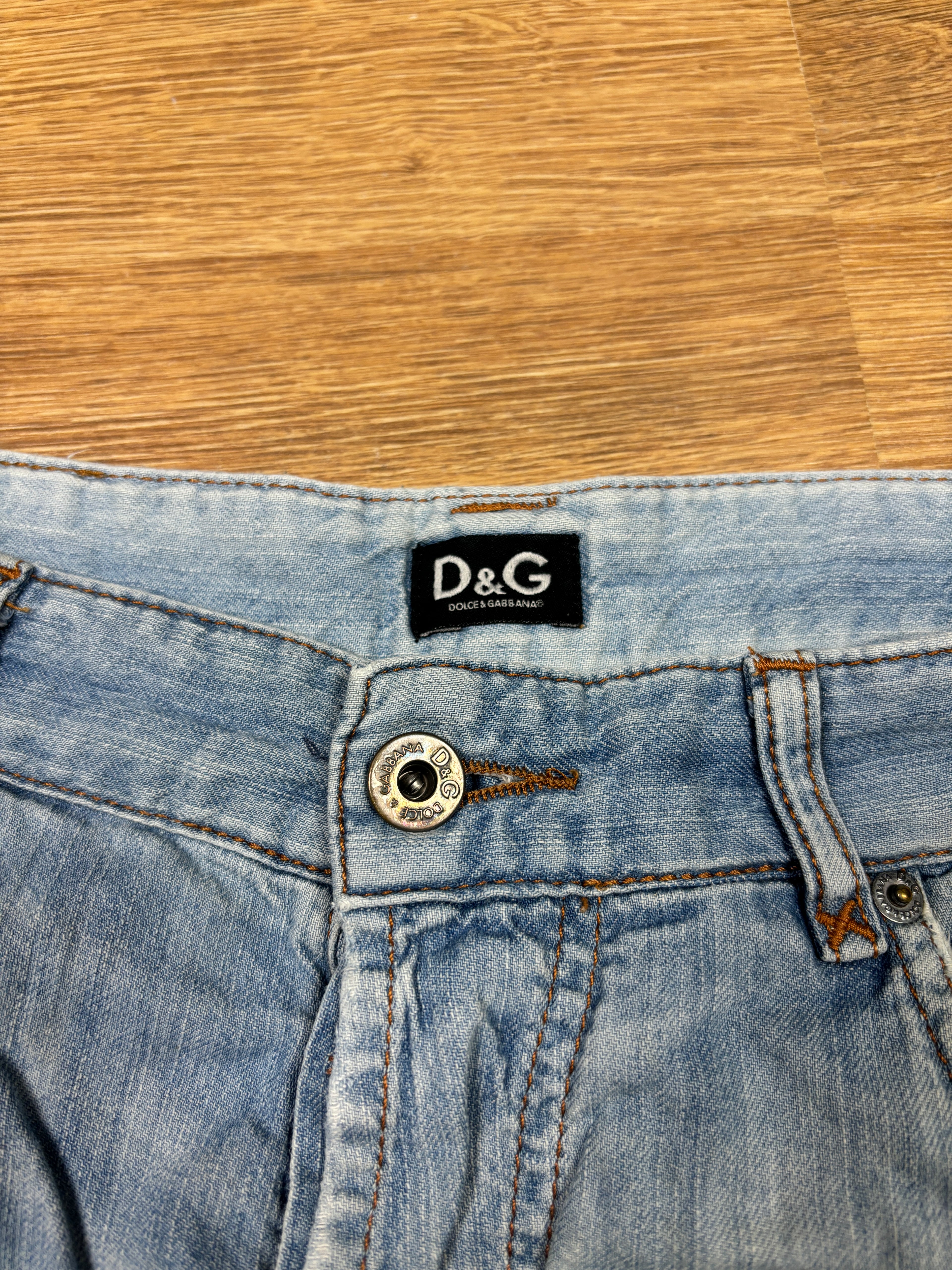 Shorts de mezclilla estampados Dolce & Gabbana de los 2000