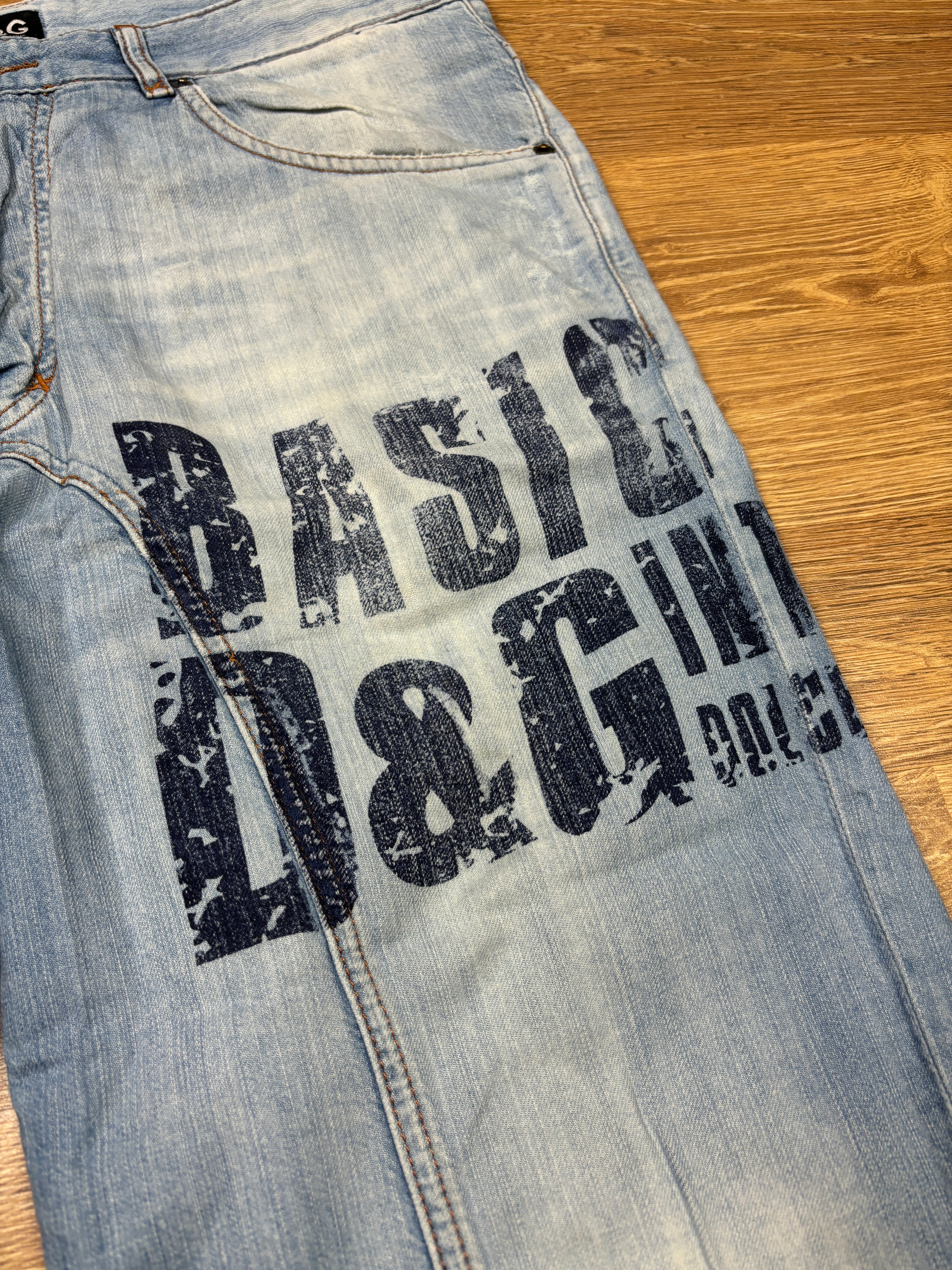 Shorts de mezclilla estampados Dolce & Gabbana de los 2000