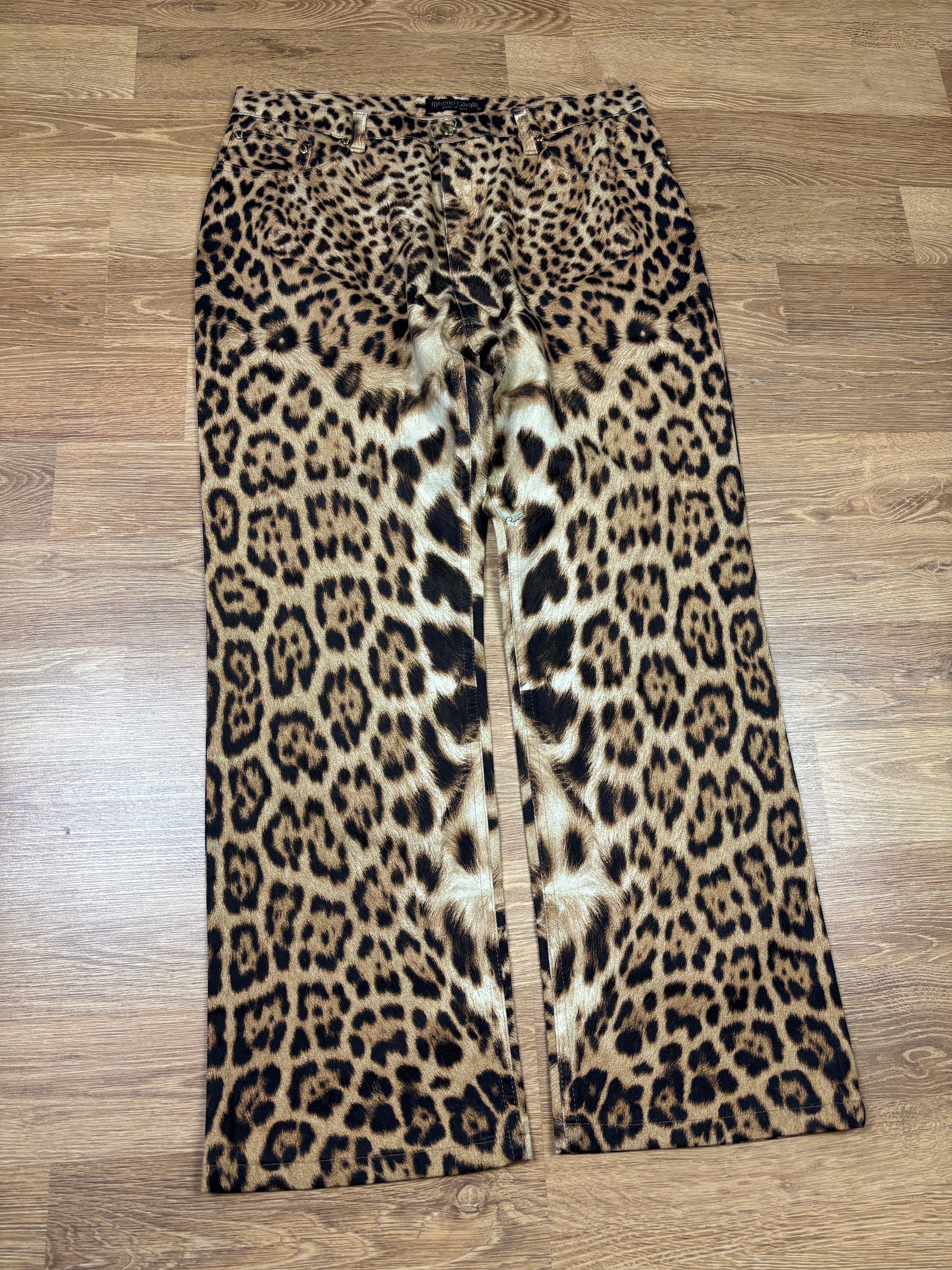 Pantalones acampanados con estampado de leopardo Roberto Cavalli AW2002