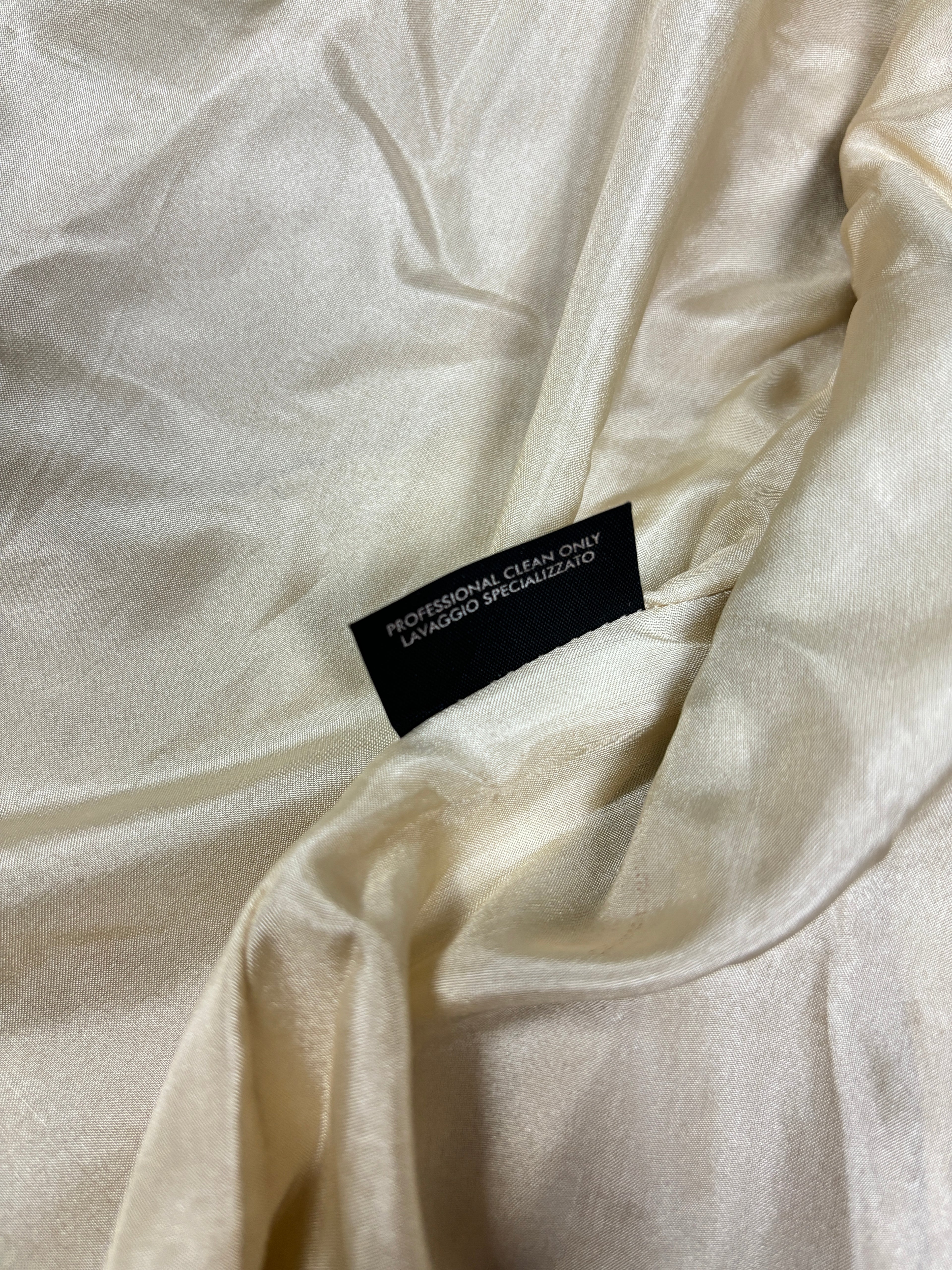 Chaqueta de cuero color crema Gucci Era Frida Giannini