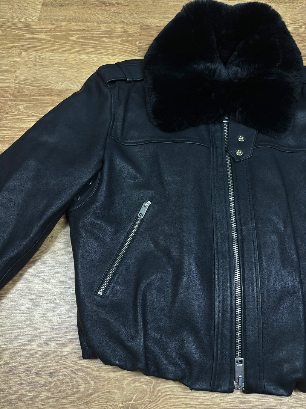 Chaqueta bomber de cuero negro con cuello de piel Diesel