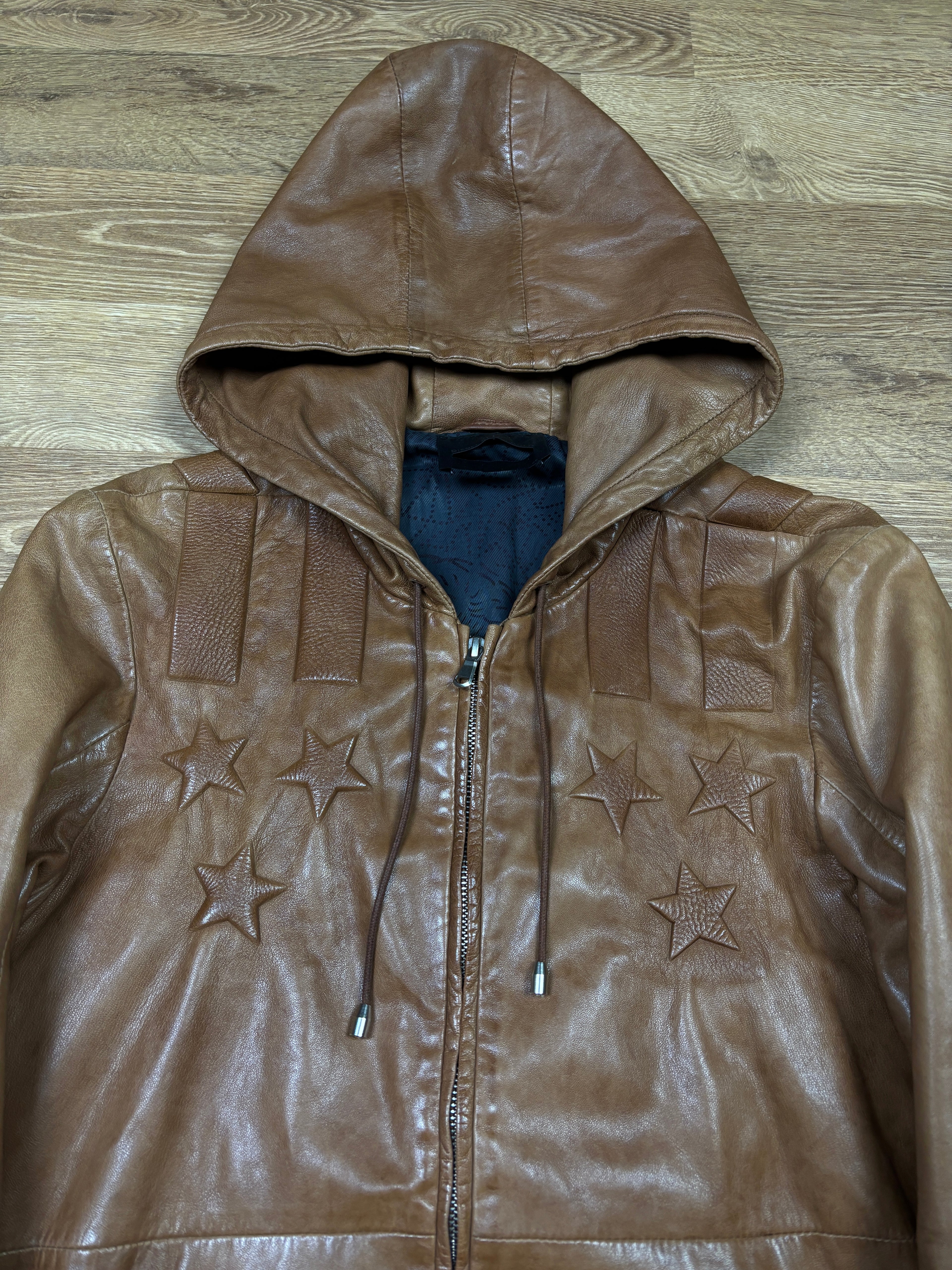 Chaqueta de cuero con capucha Diesel Black Gold y parches de estrellas marrones