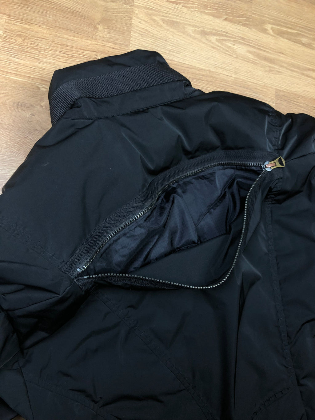 Chaqueta multi-cremallera técnica Marithé François Girbaud FW2007