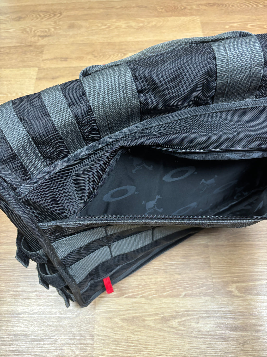 Oakley 2000s Tactical Field Gear Messenger Bag